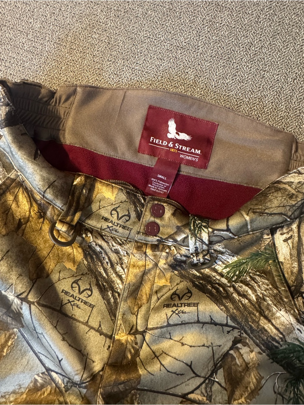 Realtree Camo Hunting Jacket in Brown, Green and Tan - Picture 3 of 5
